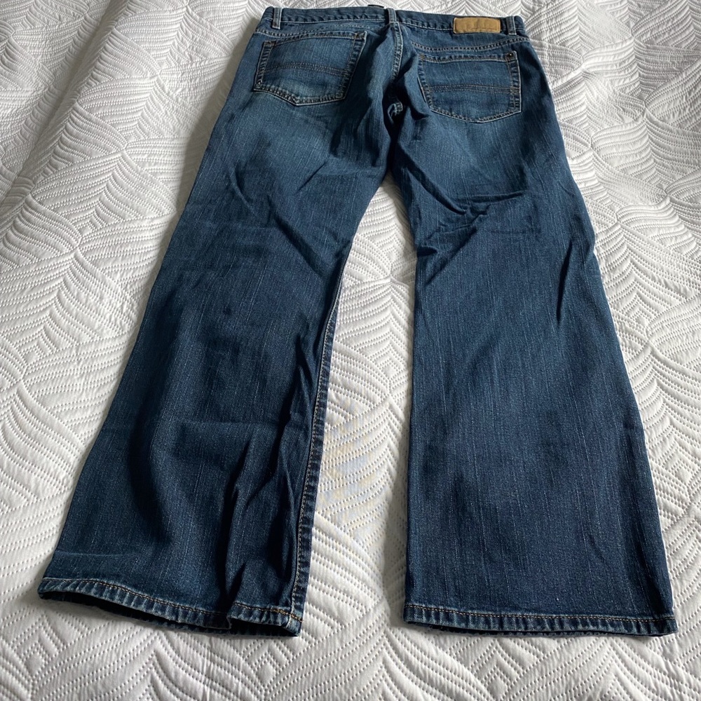Jeans - Picture 2 of 3